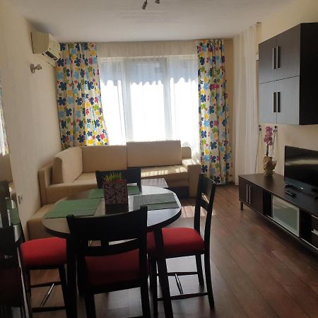Sunny Apartment Burgas ภายนอก รูปภาพ